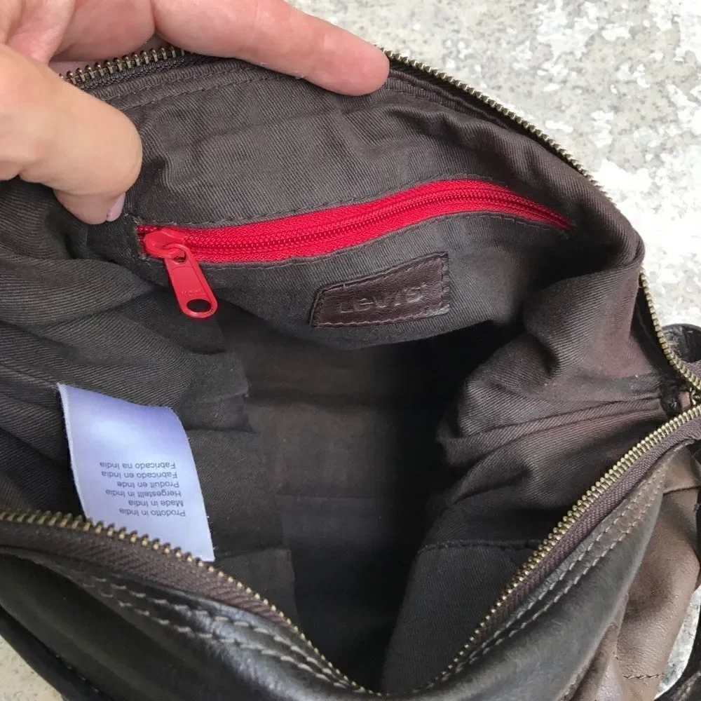 Levi's  Bag - Picture 3 of 4
